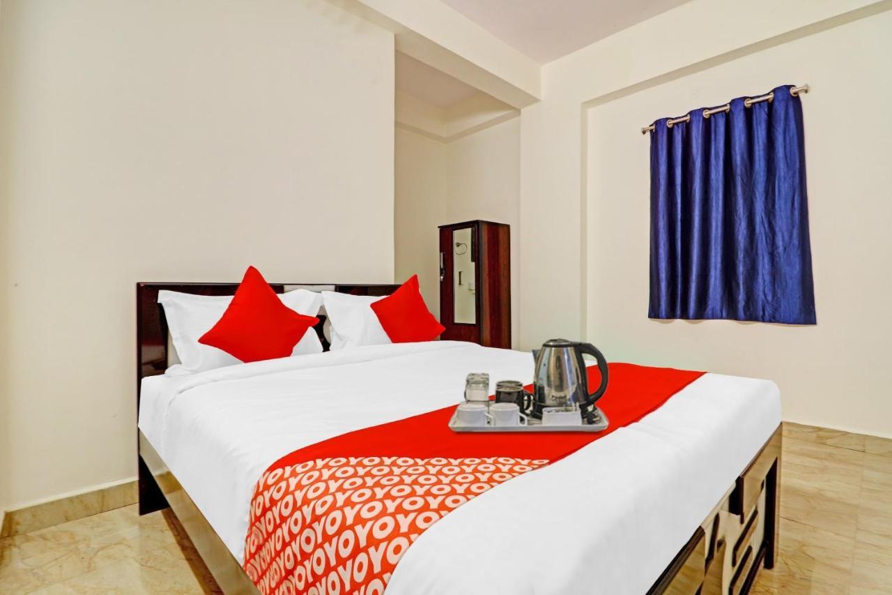 Oyo Happy Stay Hotels Hyderabad Esterno foto