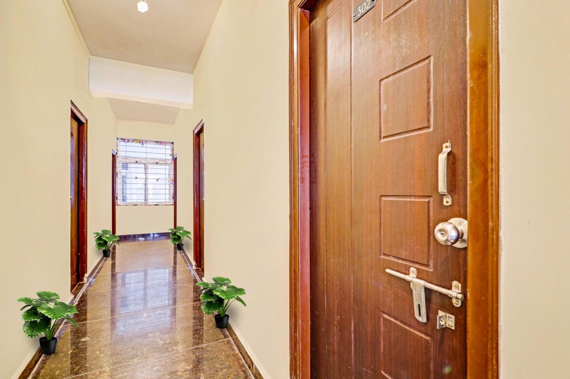 Oyo Happy Stay Hotels Hyderabad Esterno foto